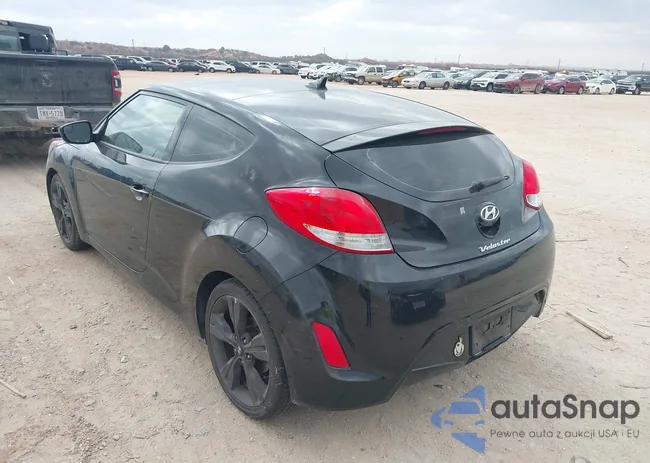 KMHTC6AD8HU316772: 44509114