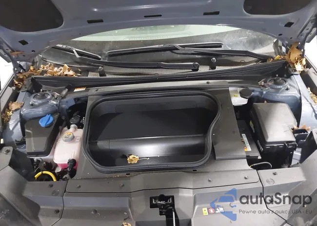 KMHM34AC8SA092136: 44508270