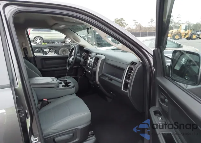 1C6RR6FT0FS735308: 44508376