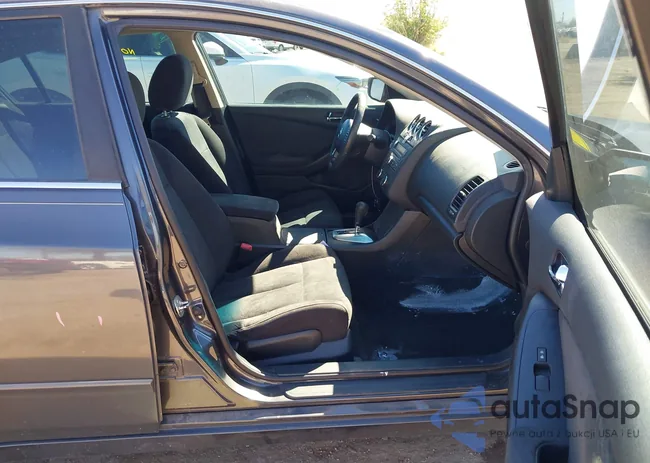 1N4AL2AP1CN551750: 44508435