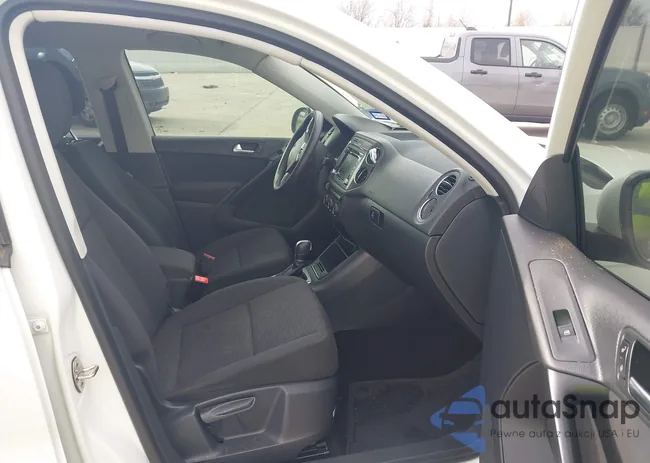 WVGAV7AX9FW529569: 44508449