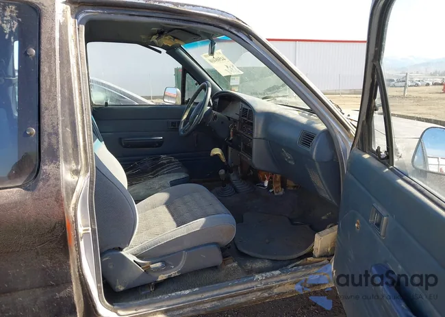 JT4VN13D6L0013898: 44508460