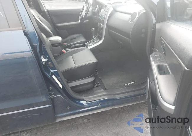 JS3TD0D72C4101600: 44508465