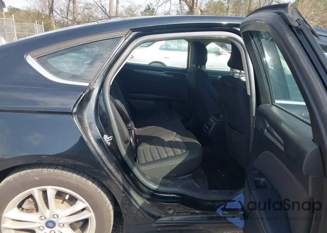 3FA6P0LU5JR106584: 44508480