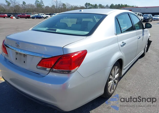 4T1BK3DB4BU387272: 44508560