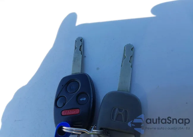 2HGFA5E50AH701581: 44508591