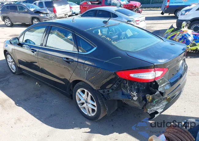 3FA6P0HD5ER155945: 44509670