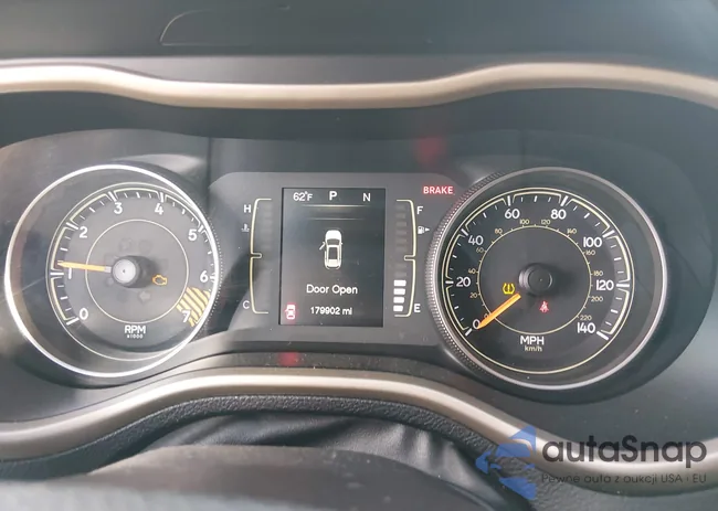 1C4PJLAB6FW660711: 44509769