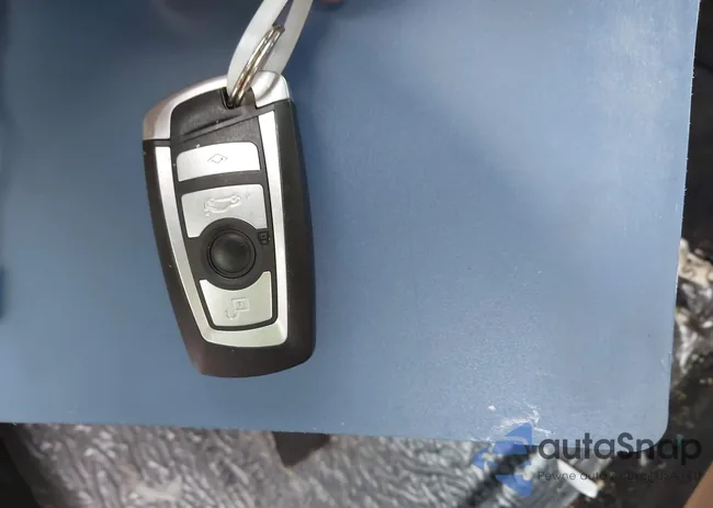 WBAKB4C53CC576828: 44509942