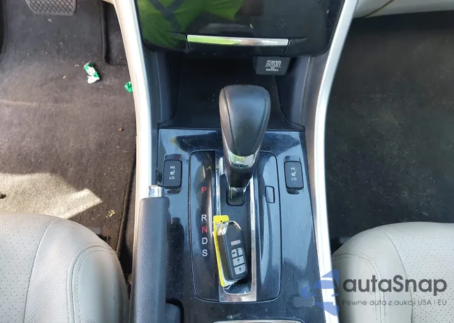 1HGCR3F96HA011831: 44509982