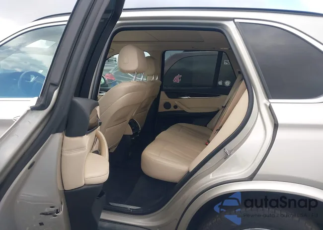 5UXKR0C53G0P29897: 44510162