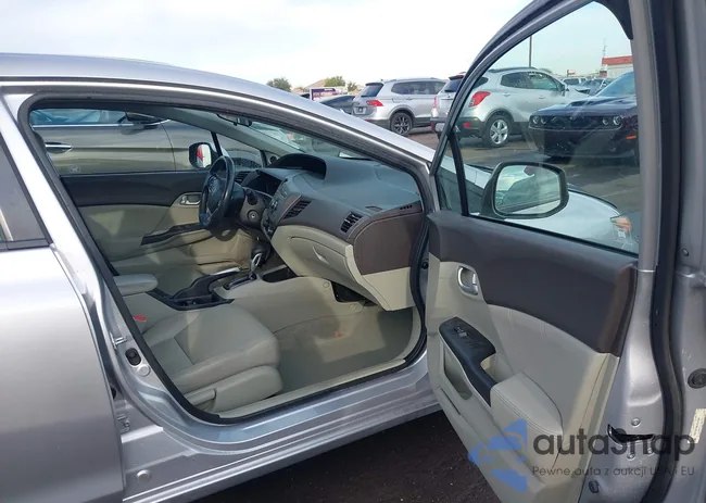 19XFB2F96CE012381: 44510176