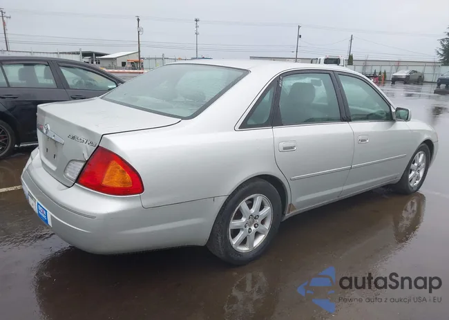 4T1BF28B1YU004745: 44509389