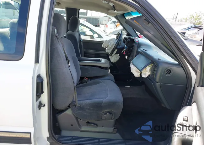 1GCEC19V5YZ150582: 44509403