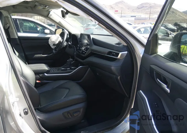 5TDHZRBH6LS024904: 44510674