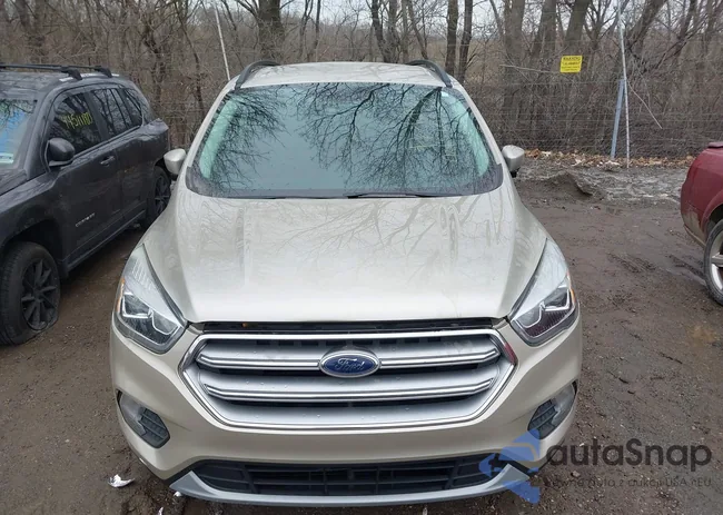 1FMCU9GD3HUC48483: 44510850