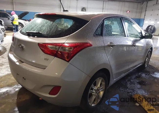 KMHD35LH5FU236972: 44510874