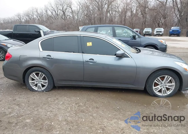 JN1CV6AR8FM650603: 44510901