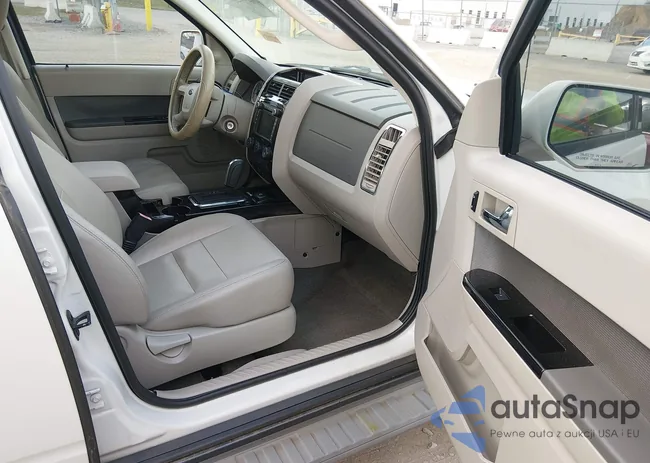 1FMCU49339KA59093: 44510908