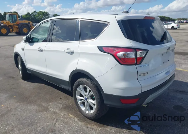 1FMCU0GD2HUE64806: 44510950