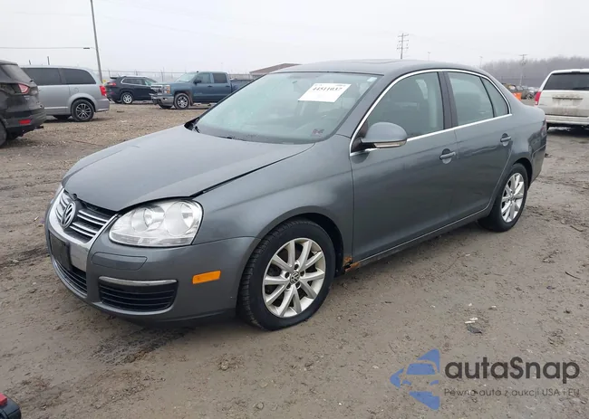 3VWRX7AJ8AM041586: 44511037