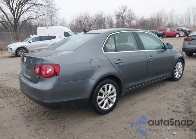 3VWRX7AJ8AM041586: 44511037