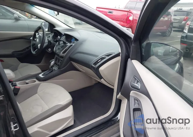 1FADP3K28EL433011: 44511067