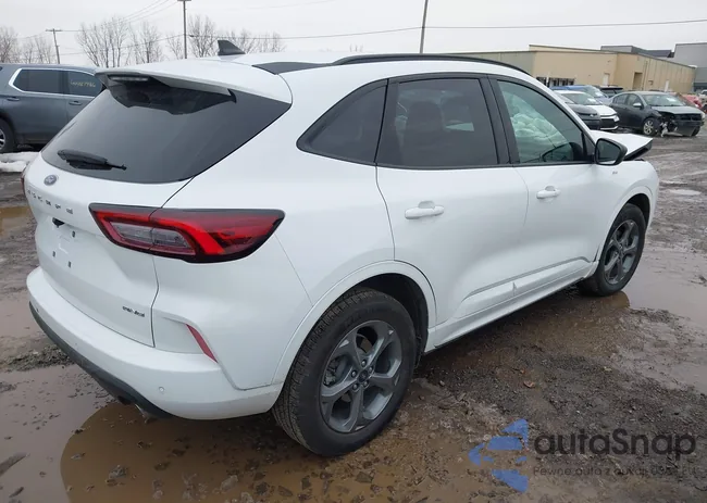 1FMCU9MN8PUA77077: 44511070