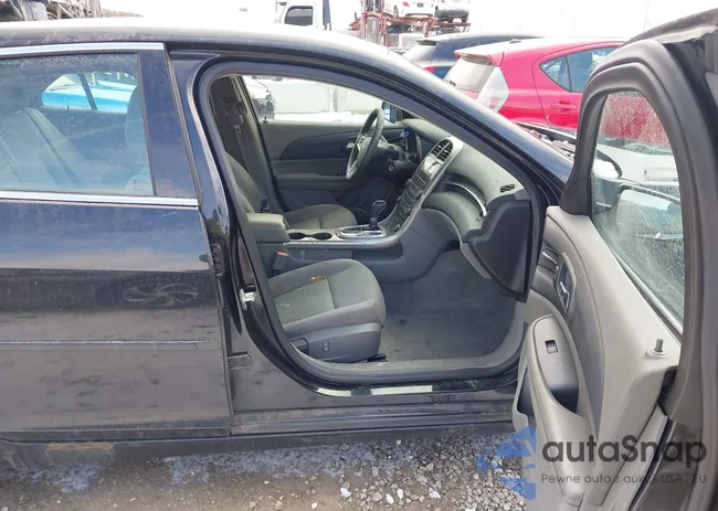 1G11B5SA2DF163648: 44511157