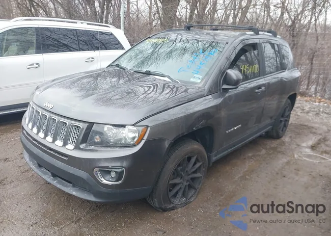 1C4NJCEA8GD760945: 44511180