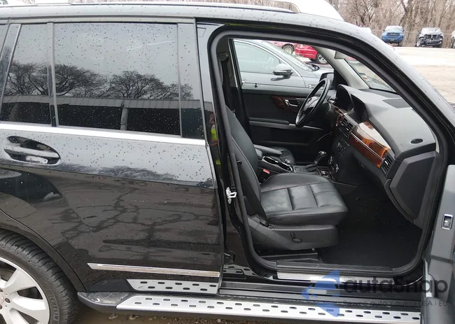 WDCGG8HB8AF348832: 44511192