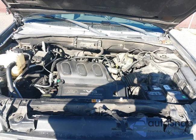 1FMYU03102KA64389: 44510404