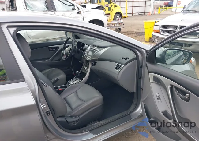 KMHDH4AE8DU917256: 44510469