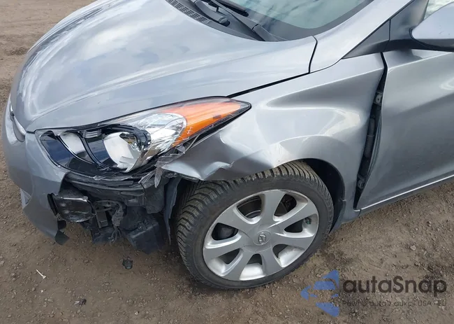 KMHDH4AE8DU917256: 44510469