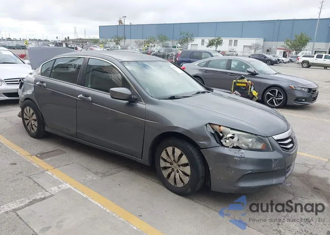 1HGCP2F3XCA027857: 44510601