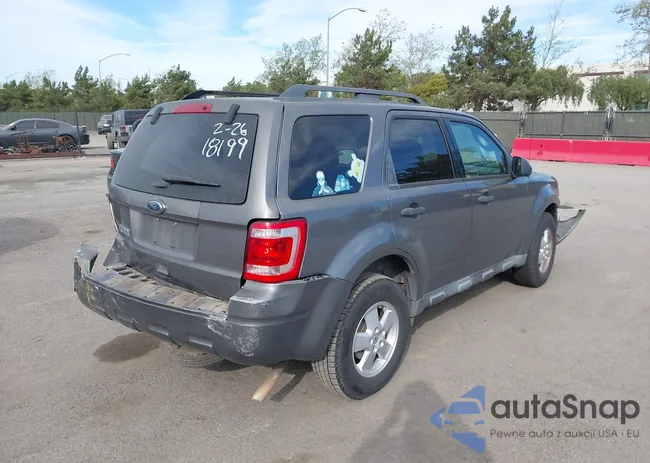 1FMCU0D75CKB18199: 44510632