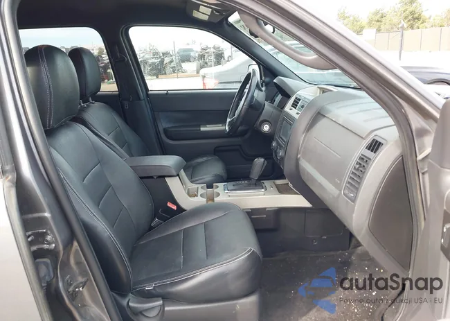 1FMCU0D75CKB18199: 44510632