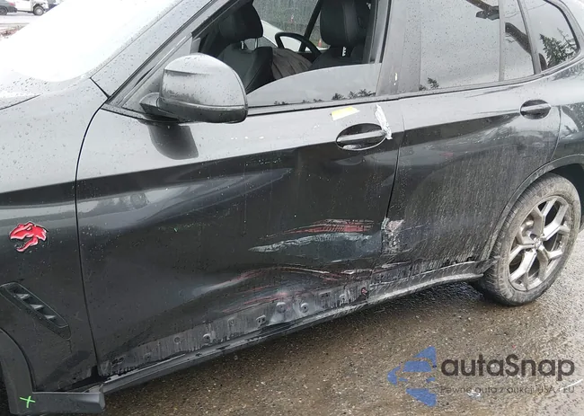 5UX53DP02P9R81415: 44510642