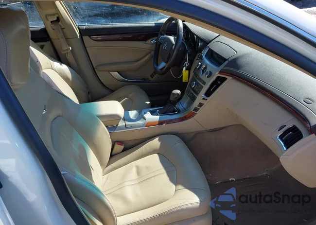 1G6DS57V290144272: 44511659