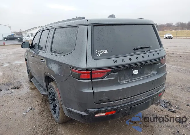 1C4SJVBP4PS513229: 44511726