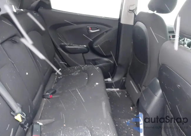 KM8JTCAF1EU819370: 44511760