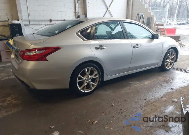 1N4AL3AP3GN351190: 44511851