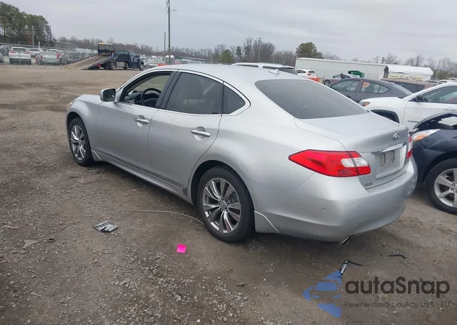 JN1BY1AR0BM376894: 44511962