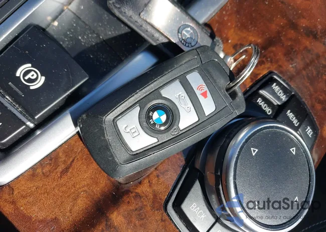 5UXWX7C53F0K34744: 44511982