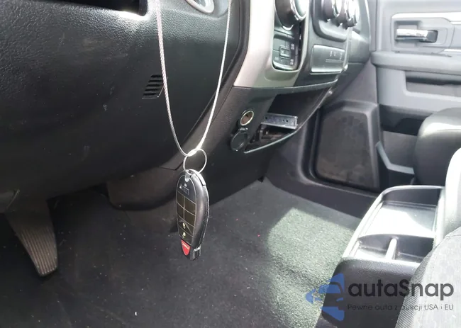 1C6RR7LT1LS137184: 44511998