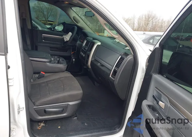 1C6RR7LT1LS137184: 44511998