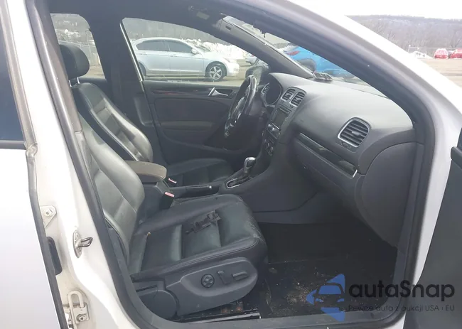 WVWHD7AJ3BW205240: 44512197