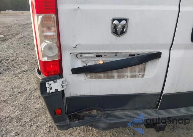 3C6TRVCG2JE117474: 44512229