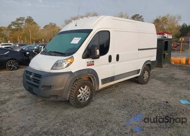 3C6TRVCG2JE117474: 44512229