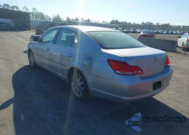 4T1BK36B26U156163: 44511252